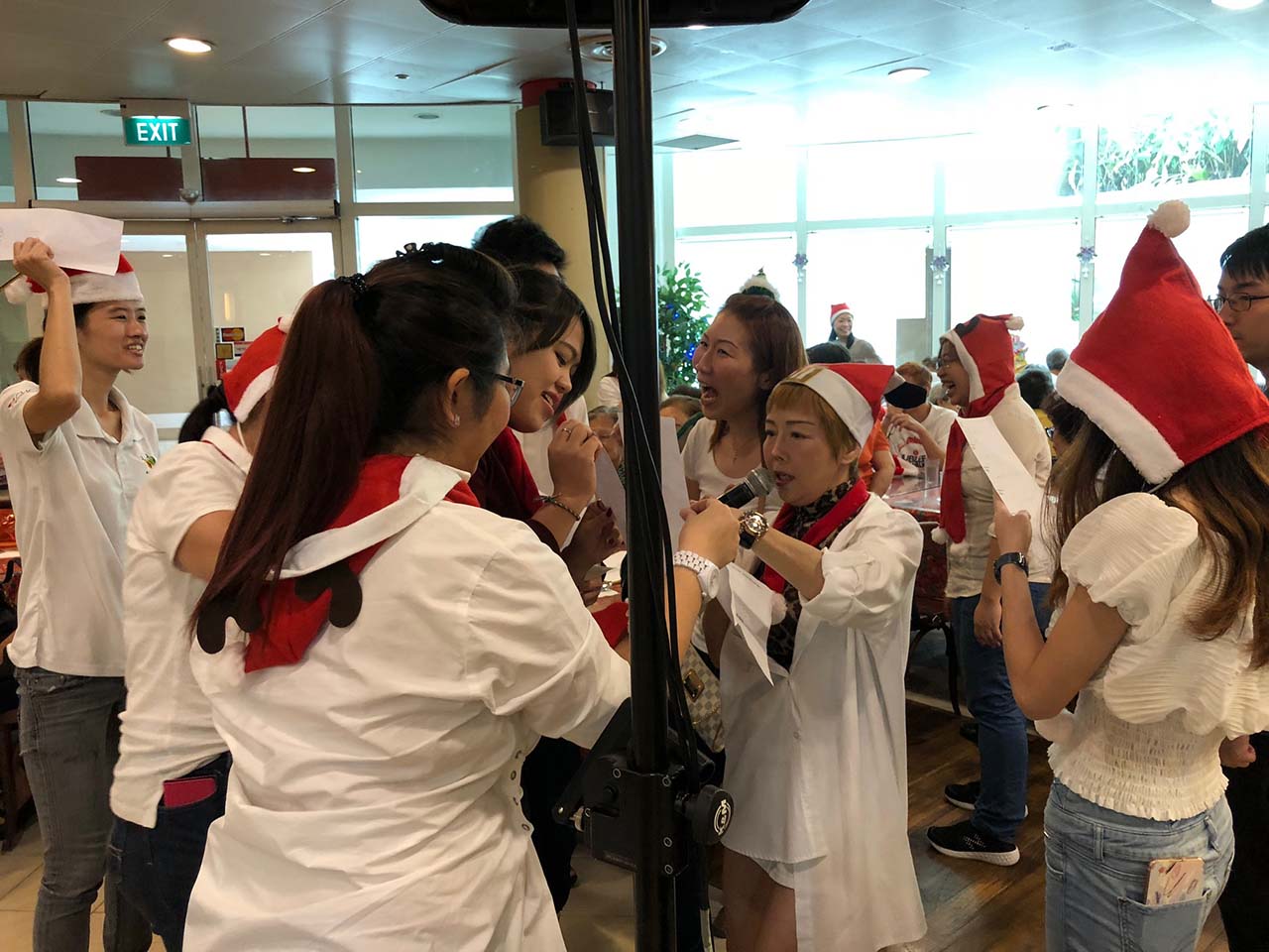 Christmas Funland 2017 @ Chilli Padi Nonya Cafe | Angie Lim, Jacky Zhang YingJun, Sophia Wang, Samanda, Wendy